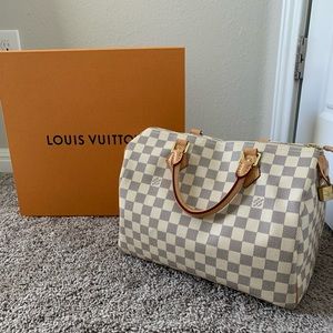 Louis Vuitton Speedy 30